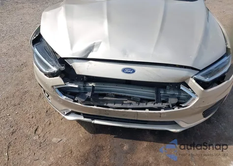 2019 Ford Fusion Sel z USA, uszkodzony, nr VIN 3FA6P0CD7KR219681